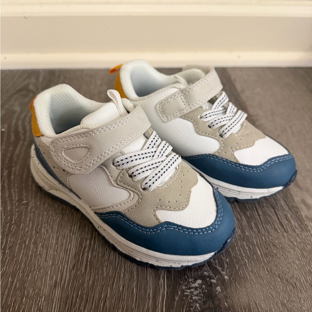 Oshkosh B’gosh Toddler Sneakers -Size 10M